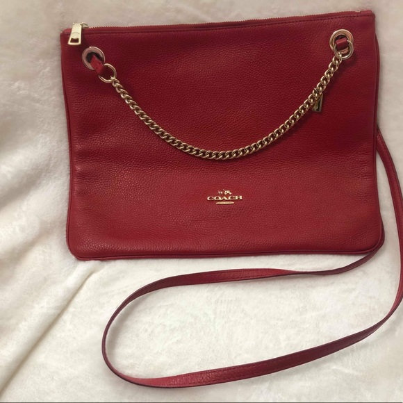 Coach Handbags - 🔴SOLD🔴 Coach Convertible Hippie #52901 Red Peb